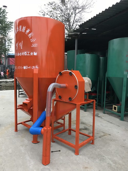 小型飼料粉碎機(jī)、制粒機(jī)在飼料生產(chǎn)中的關(guān)鍵功能與價(jià)值